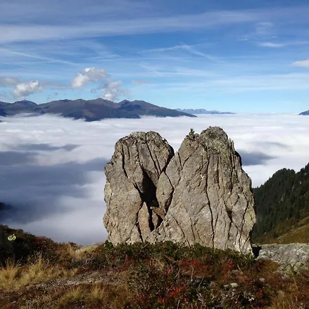 Апартаменты Berghof 